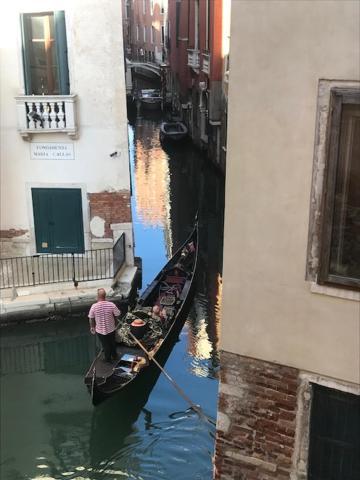 B&B Al Teatro With Canal View Венеция Экстерьер фото